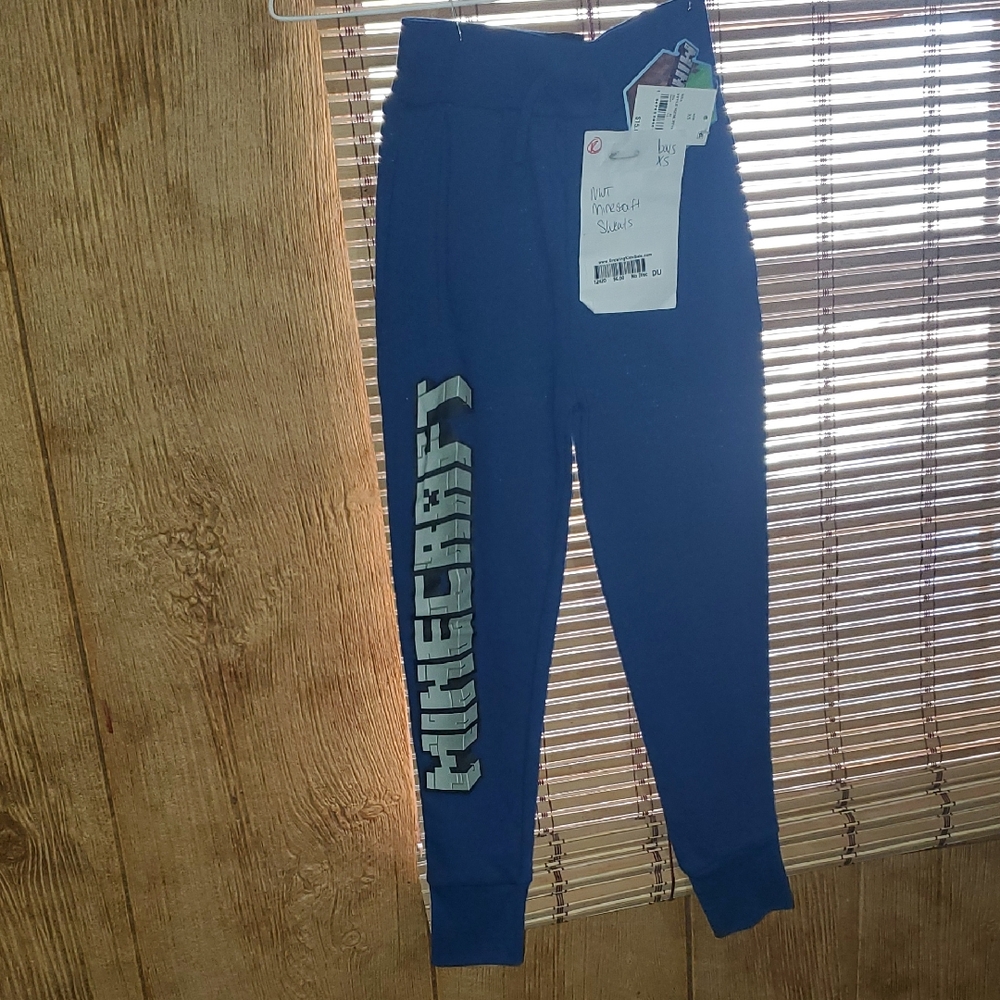Boys New Minecraft Sweats Size Xs